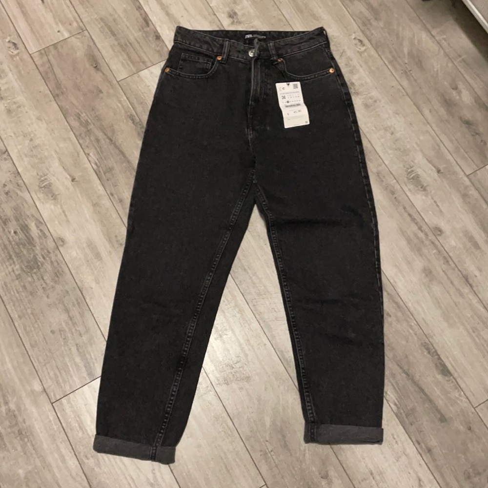 Brand new with tags Zara mom jeans